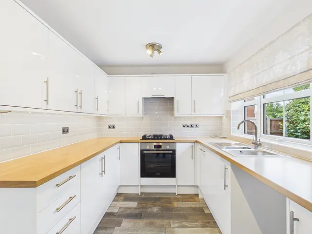 Photo 3 — Gambier Parry Gardens, Gloucester, GL2 9RE