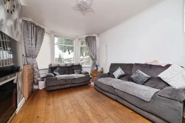 Photo 2 — Priory Road, Hull
