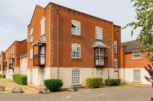 John Repton Gardens, Bristol, BS10, photo 1