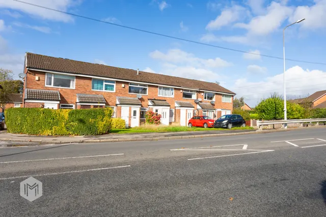 New Lane, Bolton, BL2, photo 1