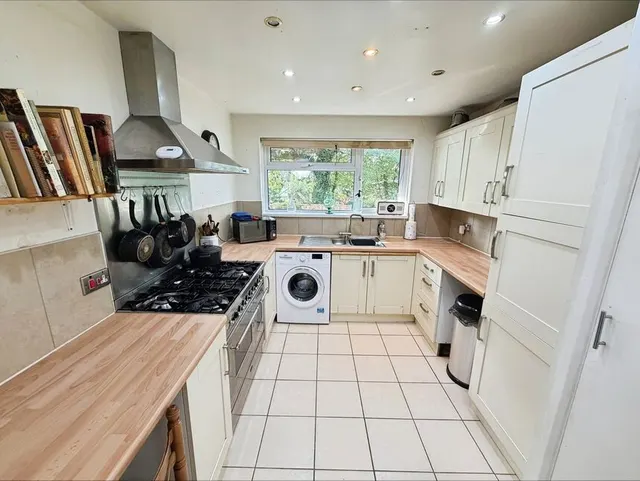 Mountain Close, Exmouth, EX8, photo 3