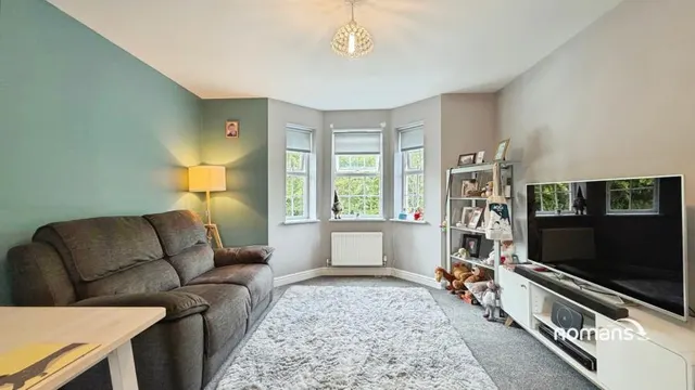 Hills Way, Bramley, RG26, photo 2