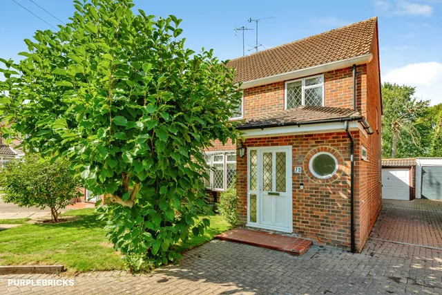 Crossways, Crawley, RH10, photo 1