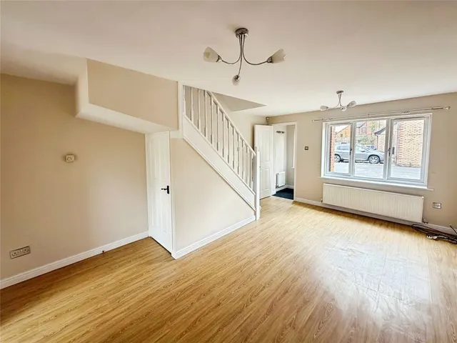 Photo 2 — Cosgrove Court, Edenthorpe, South Yorkshire, DN3