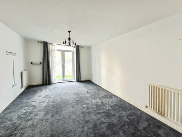 Coxhill Way, Aylesbury, HP21, photo 3