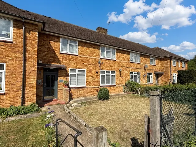 Foxgrove Path, Watford, Watford, WD19 6YL, photo 1