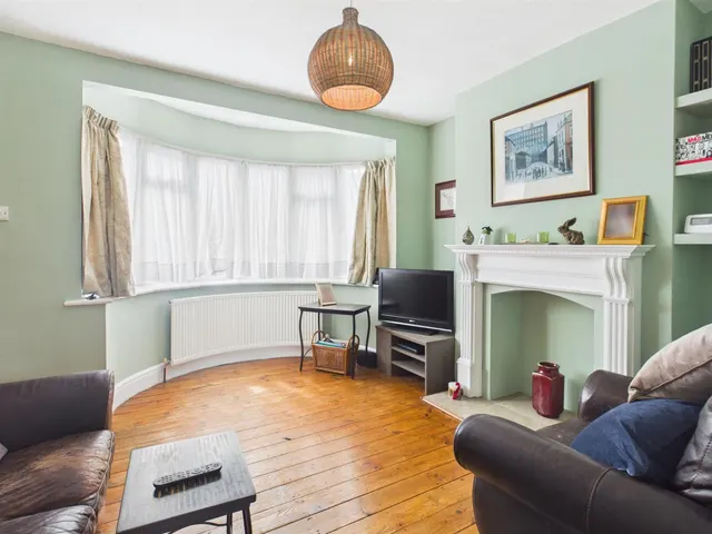 Photo 2 — Dartmouth Road, Ruislip, HA4 0DF