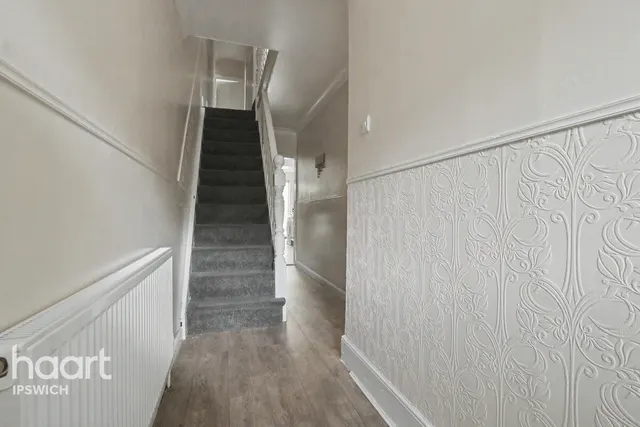 Foxhall Road, Ipswich, IP3, photo 2