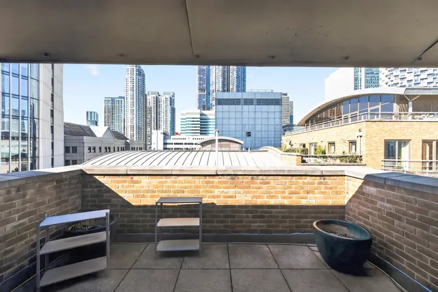 Meridian Place, London, E14, photo 2