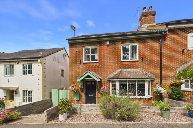 London Road, Overton, RG25, photo 1
