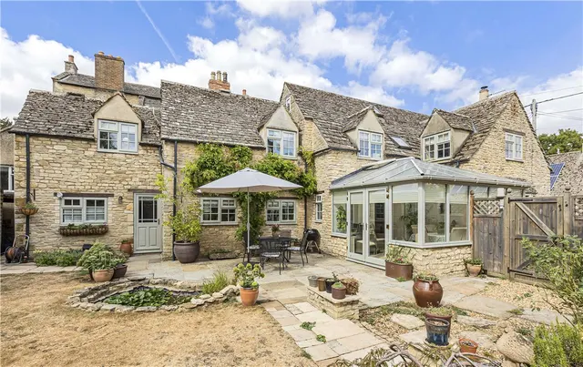 New Road, Bampton, OX18, photo 1