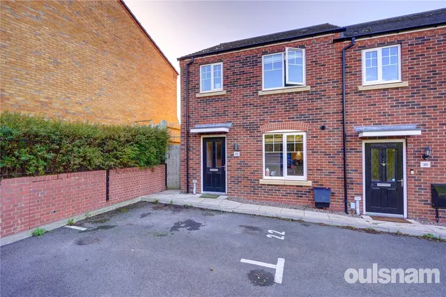 Oxlip Row, Droitwich, Worcestershire, WR9 7TS, photo 1