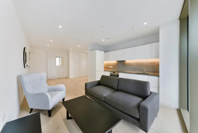 Windlass House, Royal Wharf, E16, photo 2