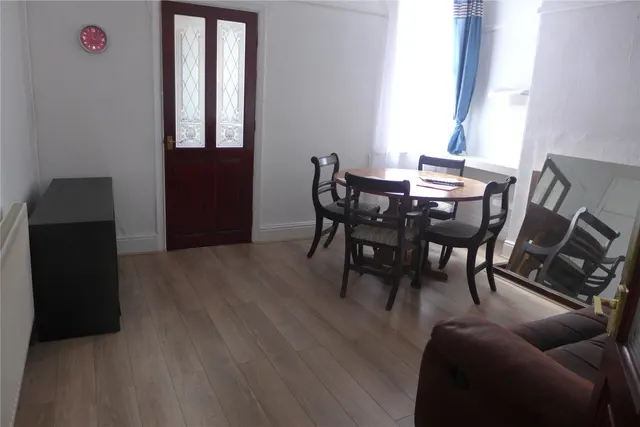 Sovereign Road, Earlsdon, CV5, photo 3