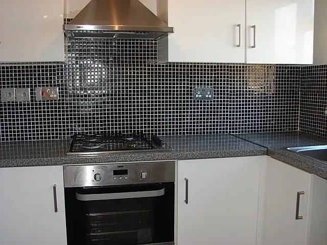 Photo 3 — Ocean House, 30 Crowther Road, London, Greater London, SE25