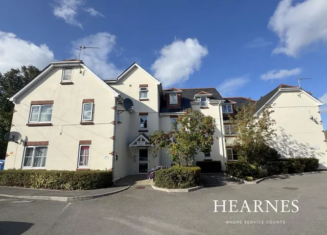 Ashley Court, BH14, photo 1