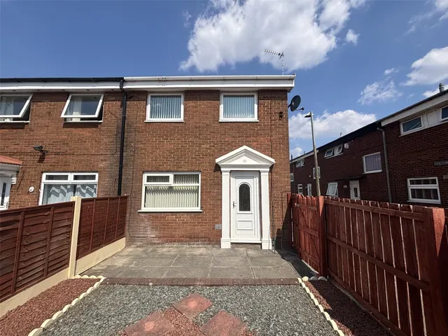 Oswald Close, Salford, Greater Manchester, M6 6SL, photo 1