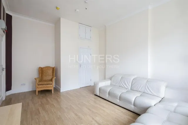Hilltop Road, London, NW6, photo 3