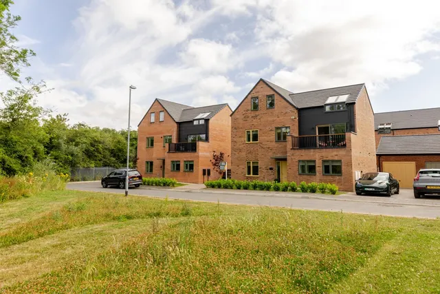 Chestnut Tree Lane, Middleton St George, DL2, photo 1