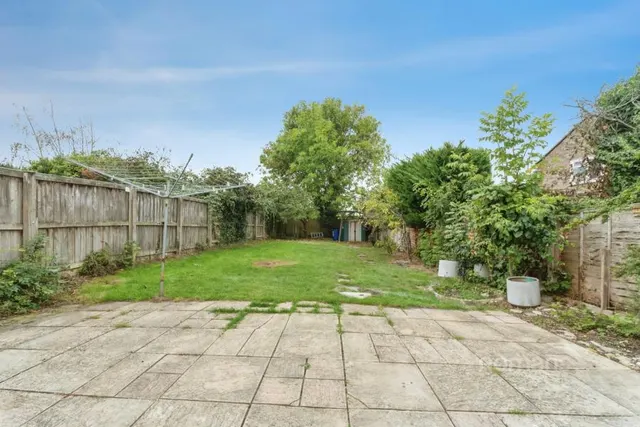 Rowan Drive, Royal Wootton Bassett, SN4, photo 3