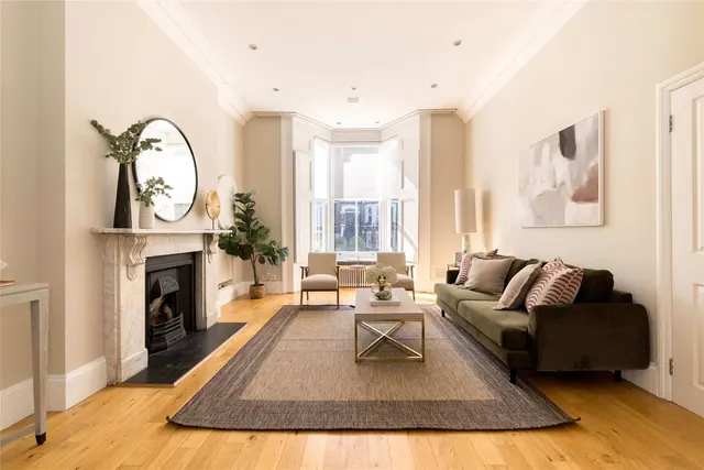 Steeles Road, Belsize Park, NW3, photo 1