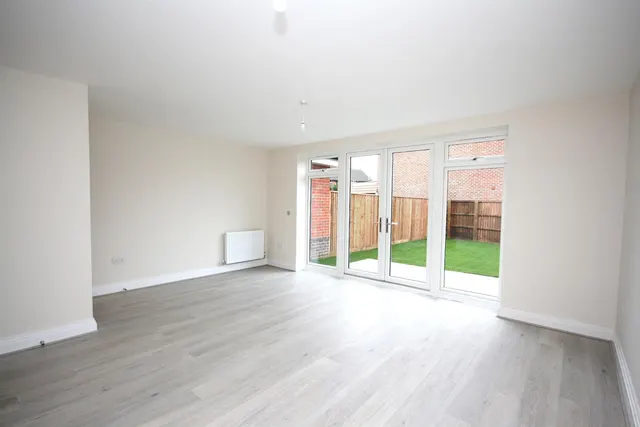 Oaks Lane, Great Bookham, KT23, photo 3