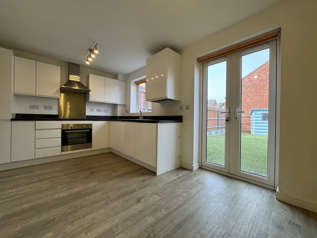 Jameston Close, Grantham, NG31, photo 2