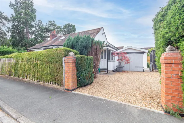 Church Road, Malvern, WR14, photo 1