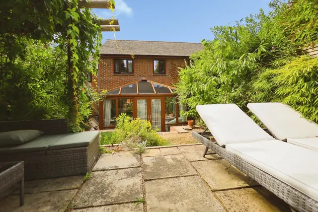 Wheatsheaf Gardens, Lewes, BN7, photo 1