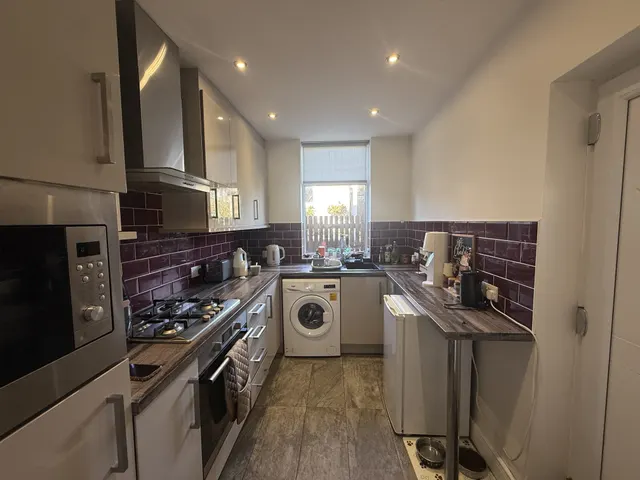 Peashill Street, S62, photo 2