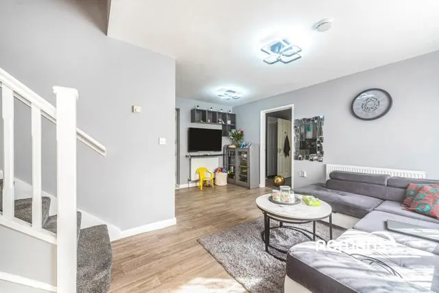Kentwood Hill, Tilehurst, RG31, photo 2