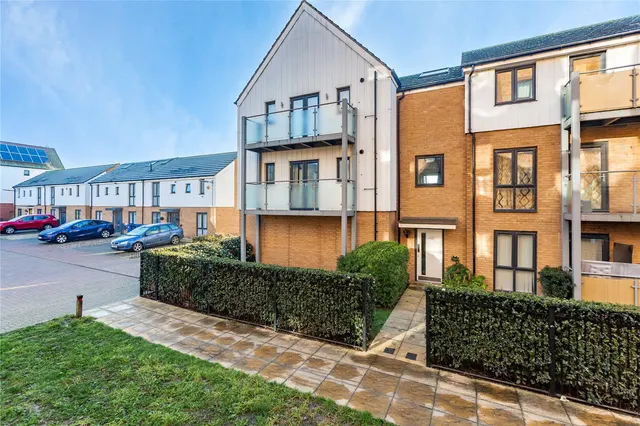 Torino Way, South Ockendon, RM15, photo 1