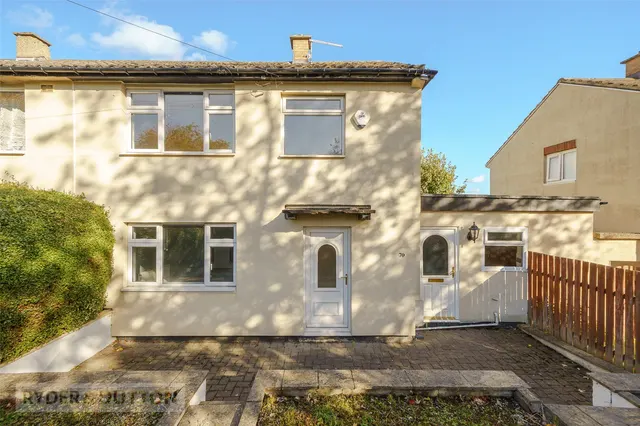 Alandale Road, Bradley, HD2, photo 1