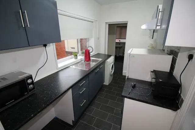 Pine Street, Jarrow, NE32, photo 3