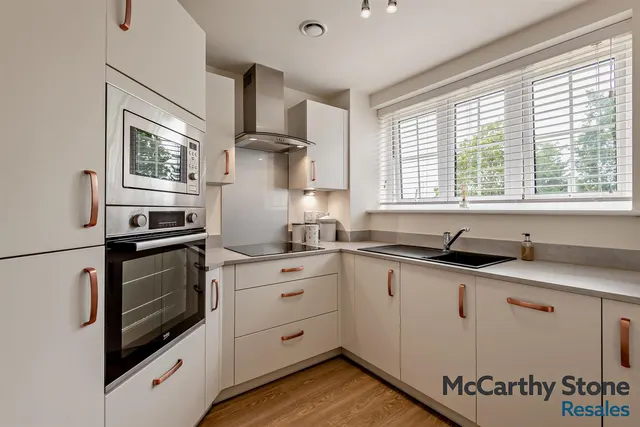Highgate Hill, Hawkhurst, TN18, photo 3