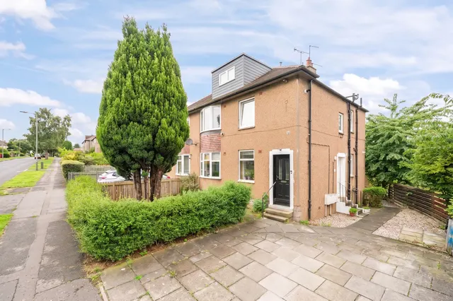 Carrick Knowe Avenue, Carrick Knowe, EH12, photo 1