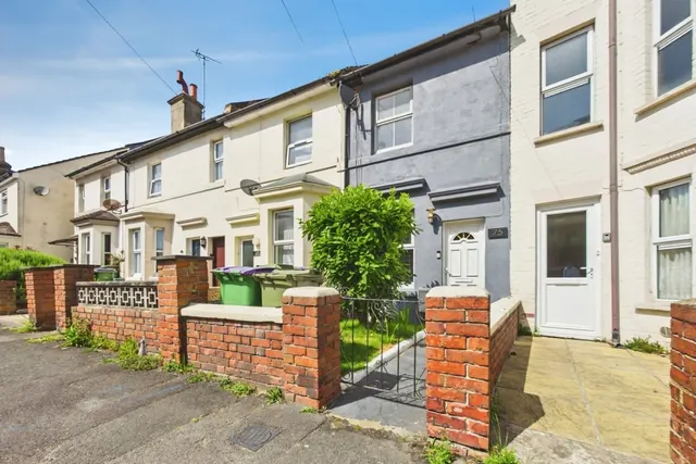Radnor Park Road, Folkestone, photo 1