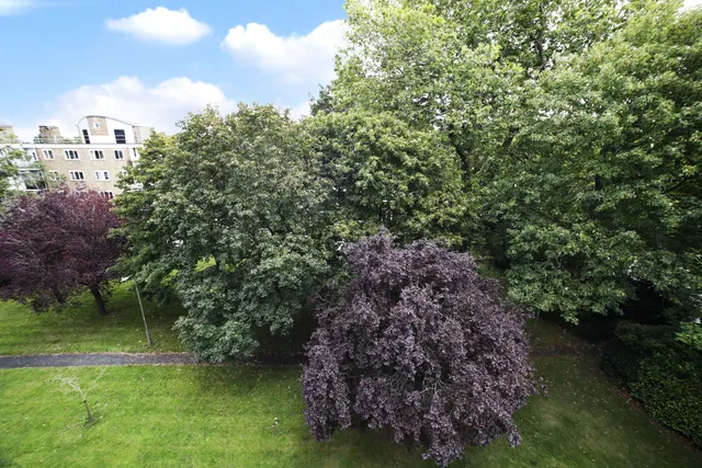 Innes Gardens, London, SW15, photo 2