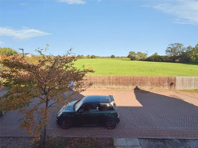 Stony Close, Stainforth, DN7, photo 2