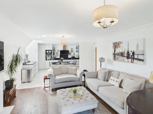 Packhorse Road, Gerrards Cross, SL9, photo 2