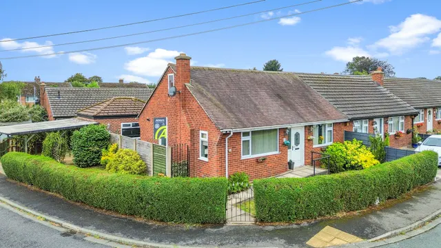 St. Oswalds Close, Winwick, Warrington, Warrington, WA2 8LW, photo 1