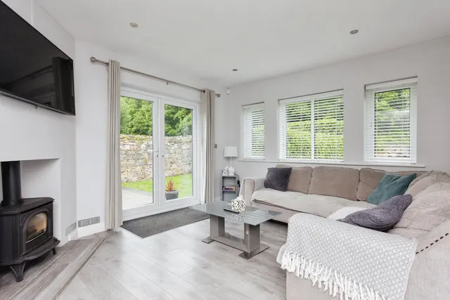 Whinacres, Conwy, LL32, photo 3