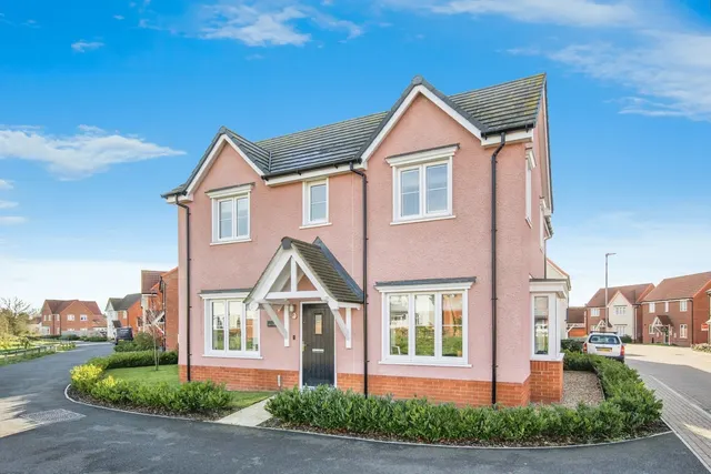 Chamomile Close, Stowupland, Stowmarket, Suffolk, IP14, photo 1
