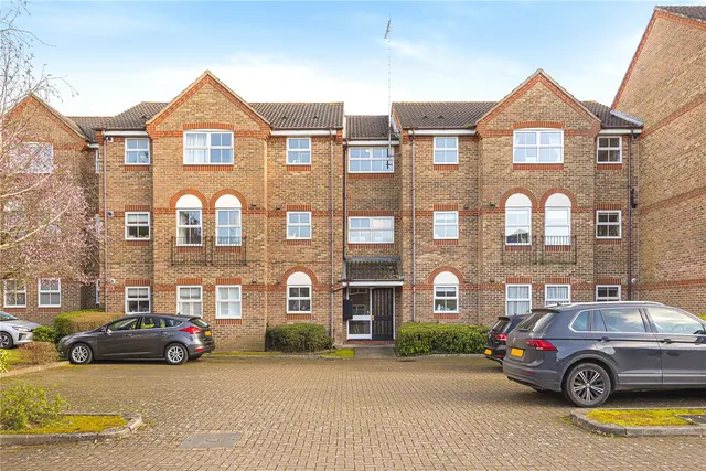 Salters Close, Rickmansworth, WD3, photo 1