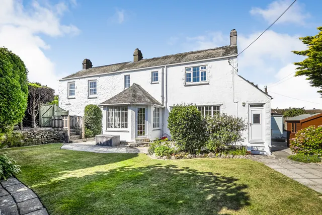 Porthrepta Road, Carbis Bay, TR26, photo 1