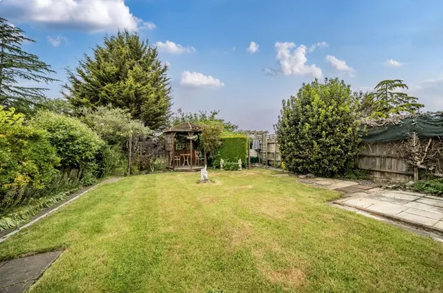 Photo 2 — Avery Hill Road, 123 Avery Hill Road New Eltham New Eltham, London, Greater London, SE92HE