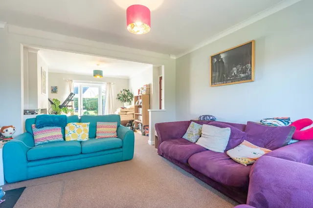 Grange Avenue, Ilkley, LS29, photo 2