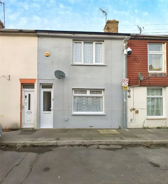 James Street, Sheerness, Kent, ME12, photo 1