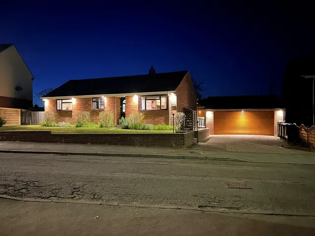 Queensway, Netheravon, SALISBURY, photo 1