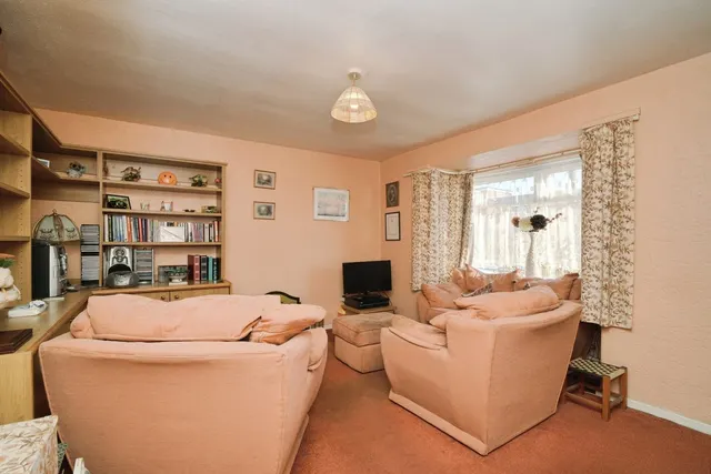 Photo 2 — Deanscourt Avenue, Swinton, Manchester, Greater Manchester, M27